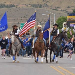 Meet your Posher, Clay-gayle